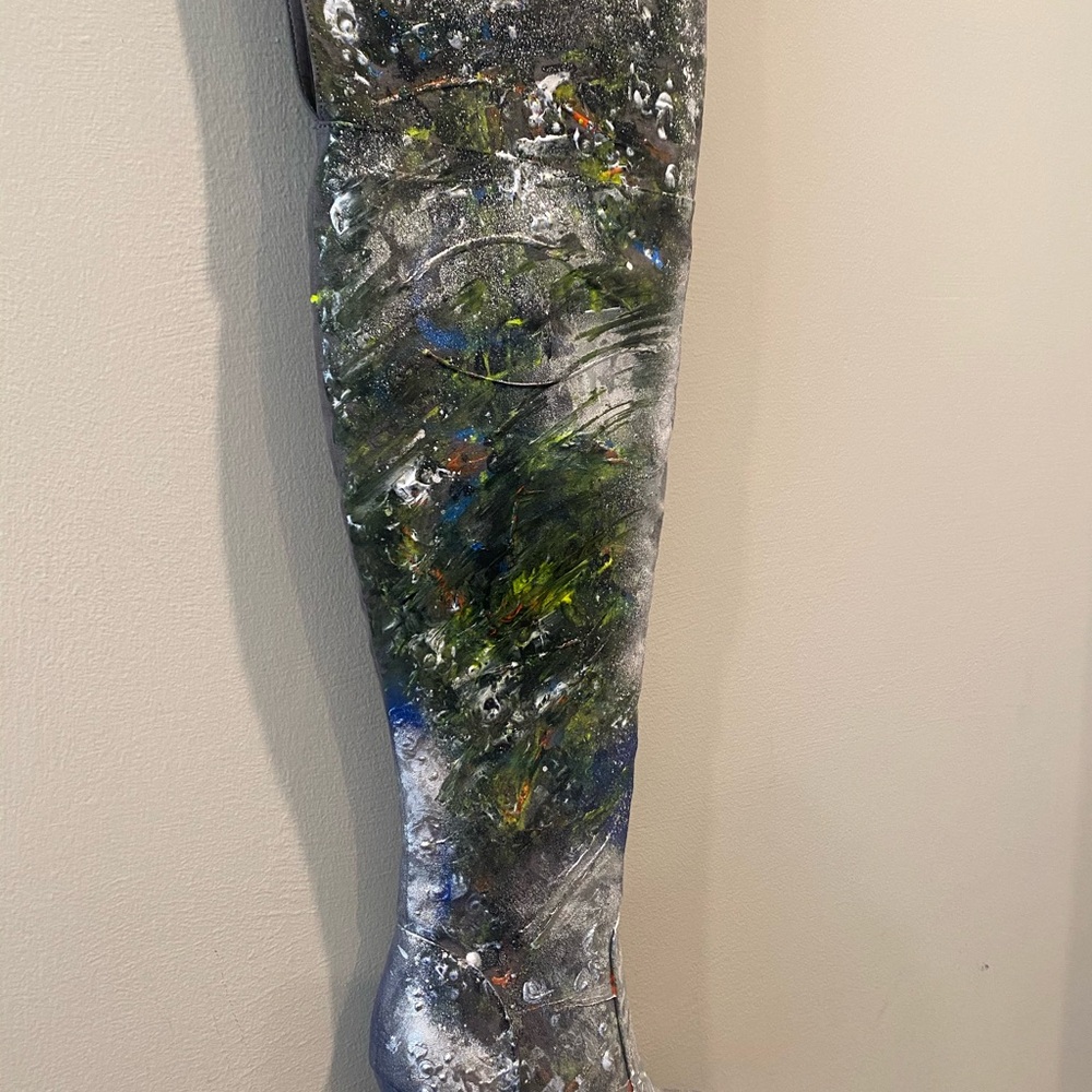 Abstract Art Sculpture with Green and Blue Accents - Picture 6 of 8